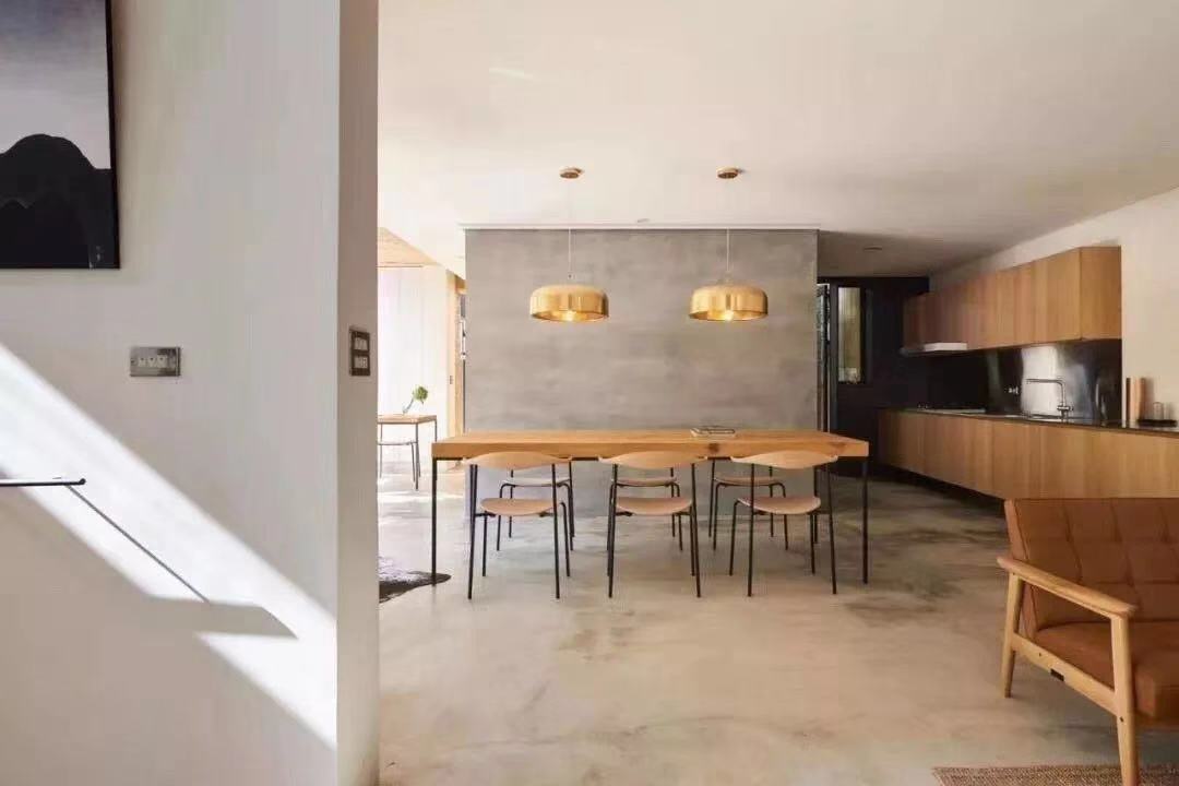 <strong>水泥色墻面漆什么樣？</strong>